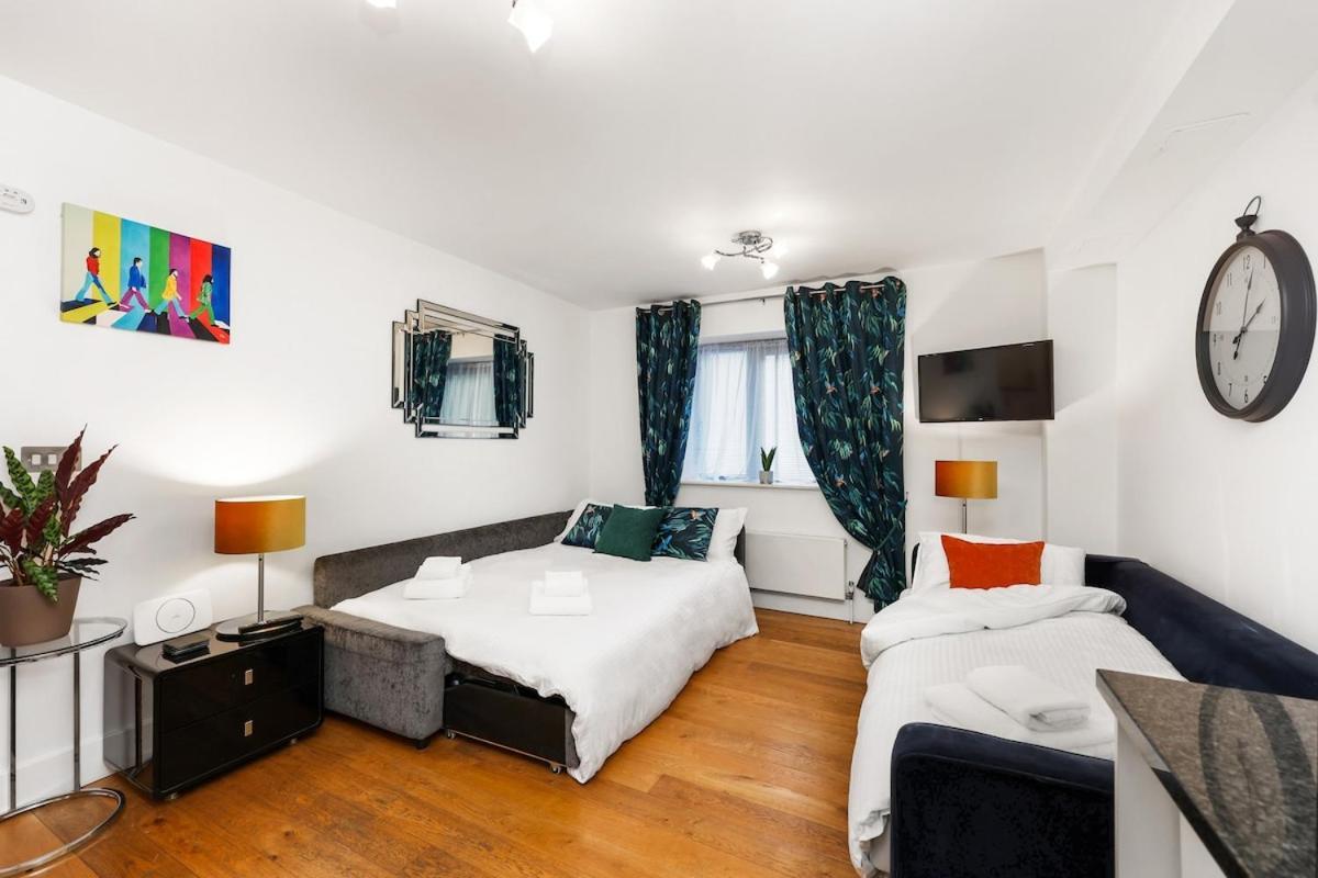 Appartement West End - Sleeps 5 - Amazing Location à Londres Extérieur photo