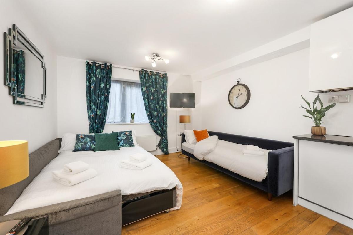 Appartement West End - Sleeps 5 - Amazing Location à Londres Extérieur photo